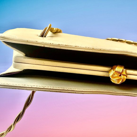 BAG BY DORIAN Vintage 80's Leather Handbag Gold Chain Hand Carry Structured - Picture 9 of 12